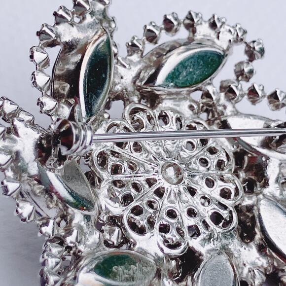 Vintage 1950s Rhinestone Brooch Prong Set Glass Domed Floral Mid Century Pin - Picture 9 of 10